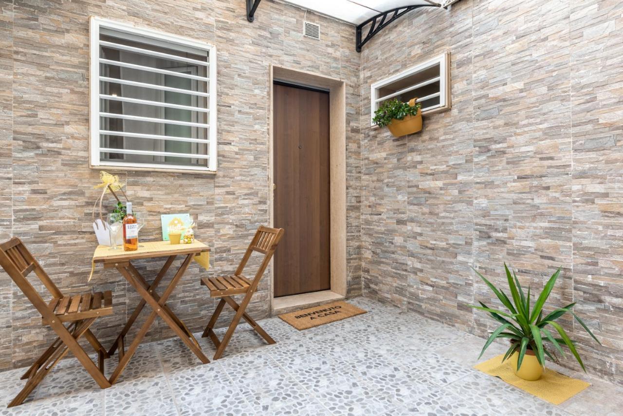 Yhellow Home Comfy Apartment Μπάρι Εξωτερικό φωτογραφία